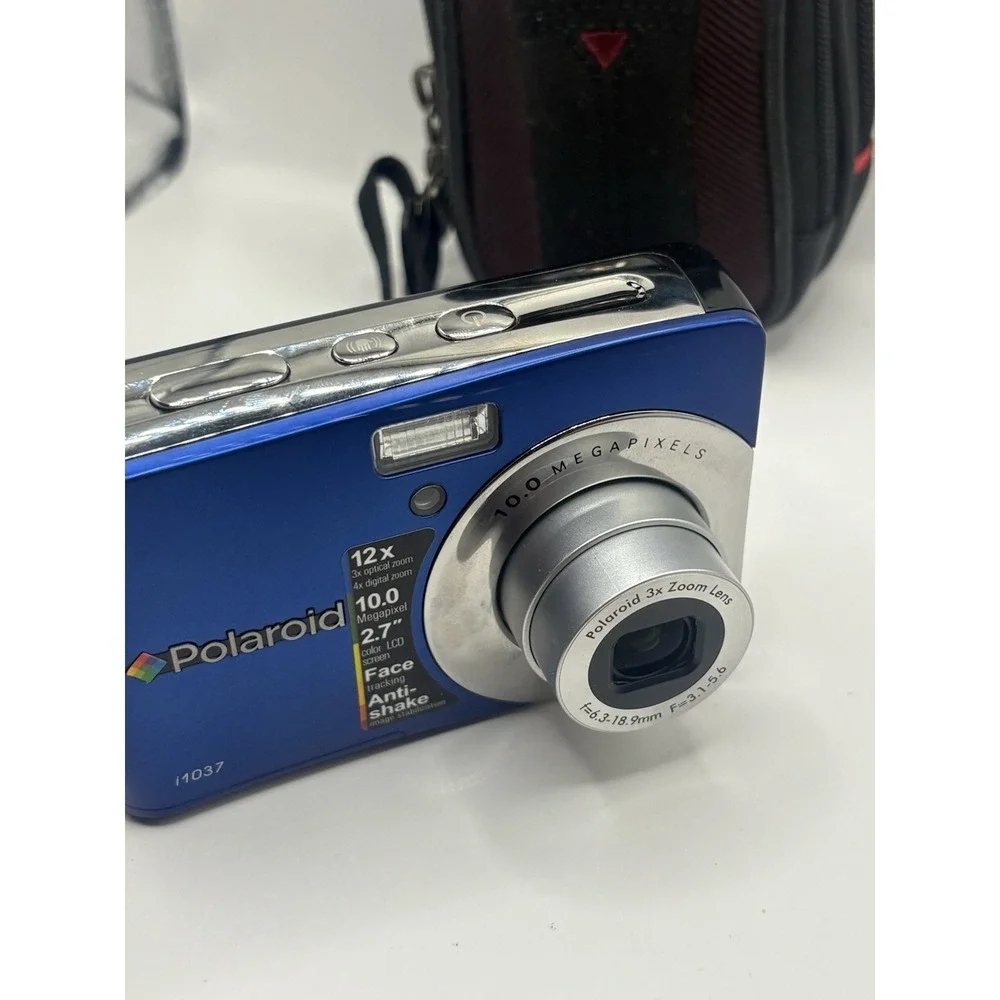 Polaroid‎ 10.0 MP Digital Camera i1037 Blue Bundle Batteries SD Card Bag EUC